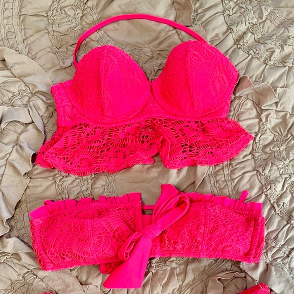 Betsey Johnson Bikini - Picture 1 of 3